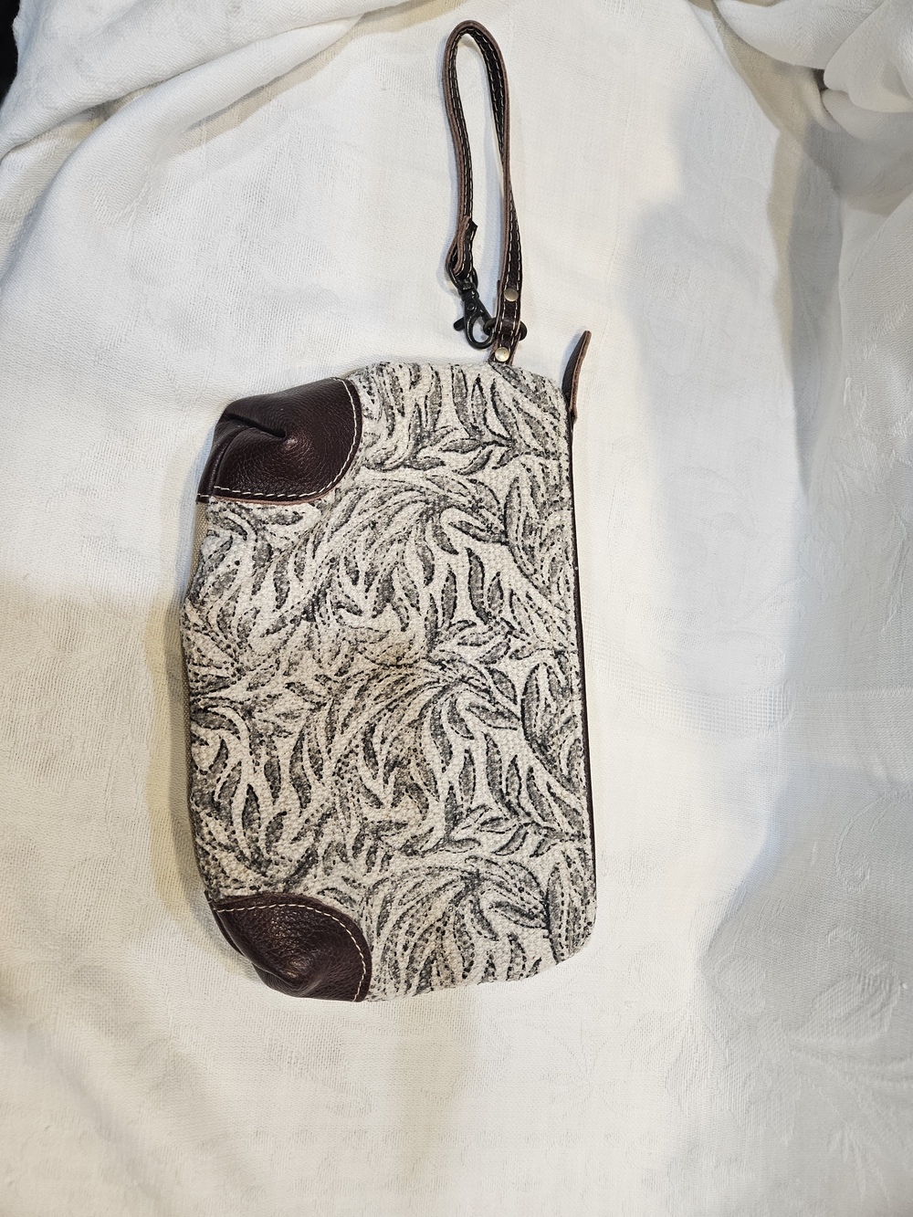 Myra Bag Brown & Cream Leaf-Pattern Wristlet Clutch